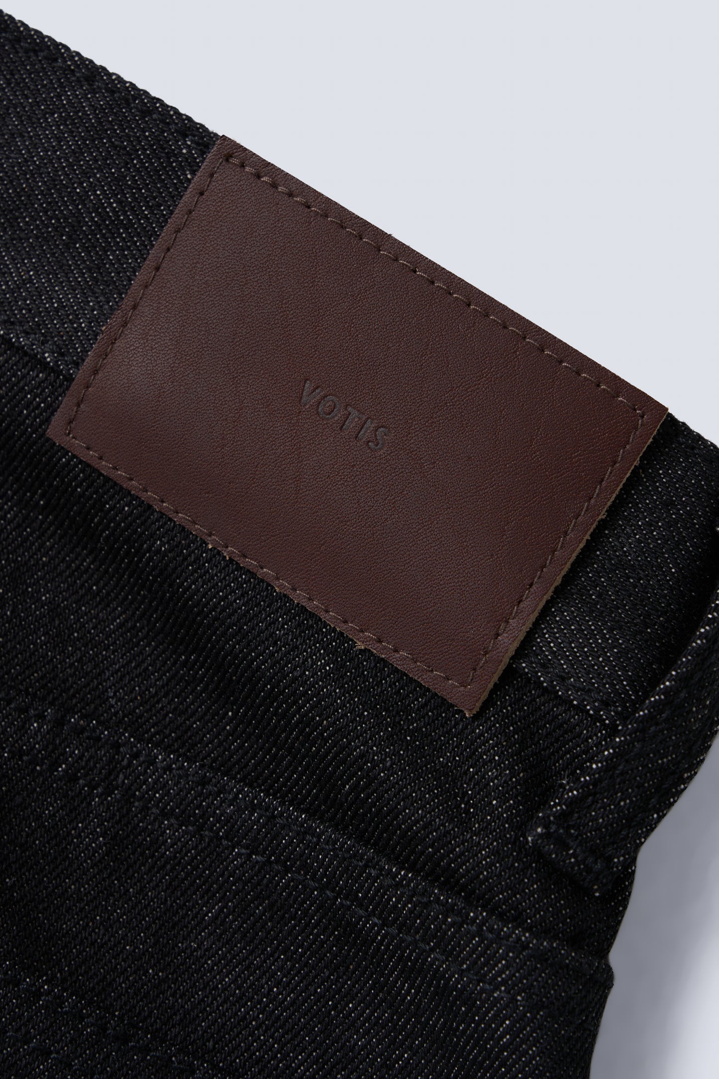 VOTIS　Knee Tuck Flare Denim