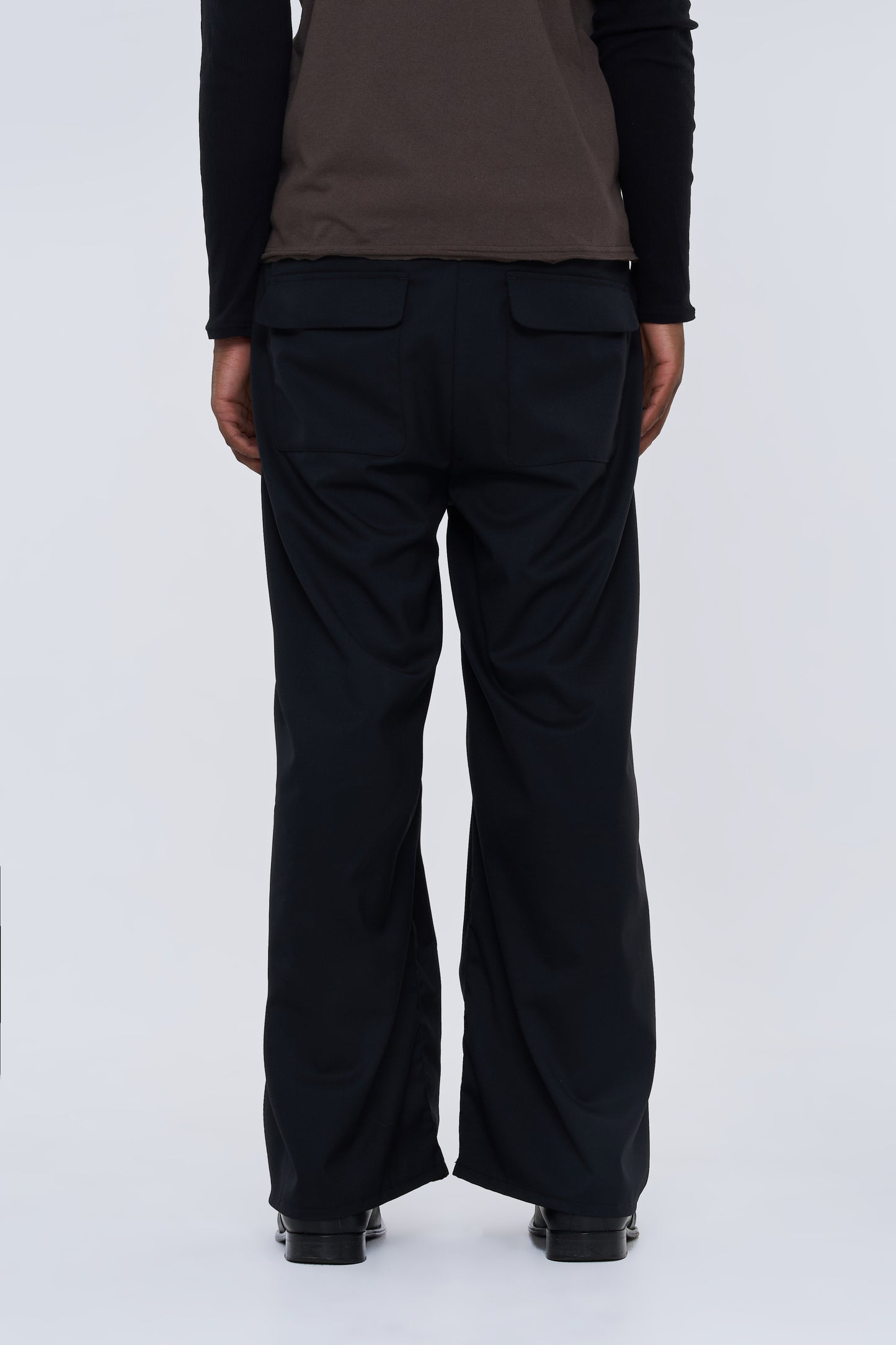 VOTIS　Knee Tuck Slacks