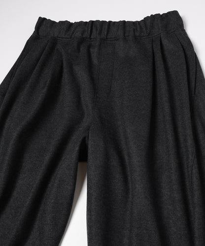 WIDE TUCK WOOL PANTS