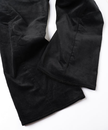 3D CUTTING CORDUROY PANTS
