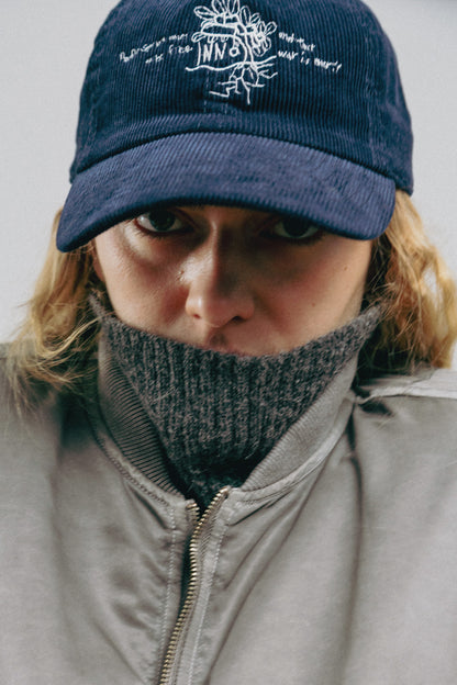 INNAT　TURTLENECK SWEATER
