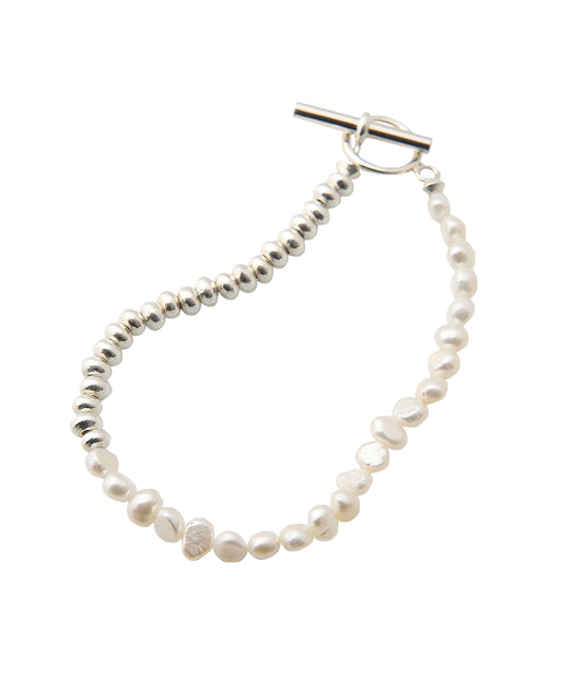 PEARL SWITCHING BRACELET