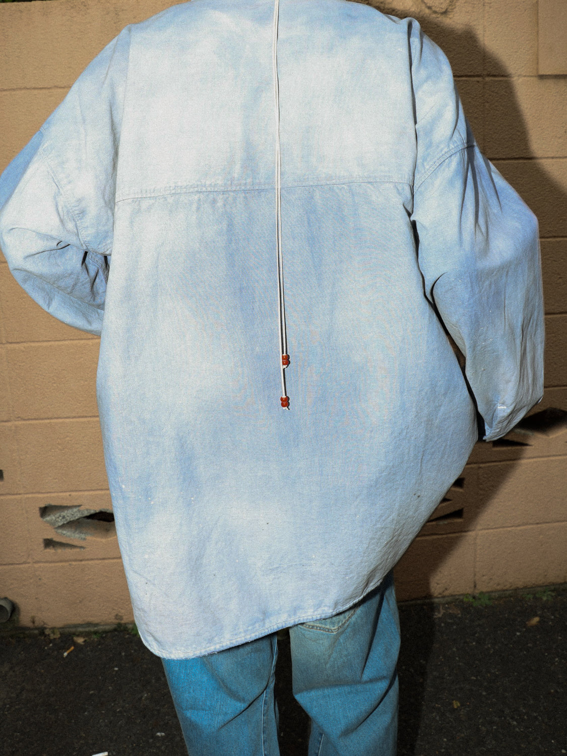 AGING CHAMBRAY LONG SHIRTS