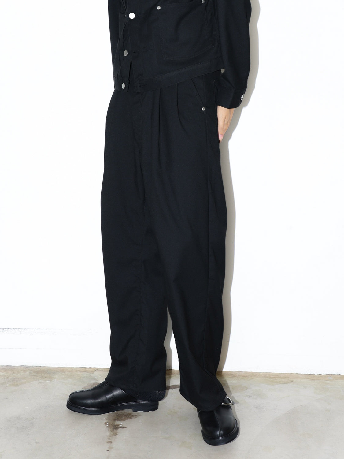 TWO TUCK SLACKS