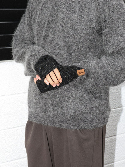 FINGERLESS MITTENS
