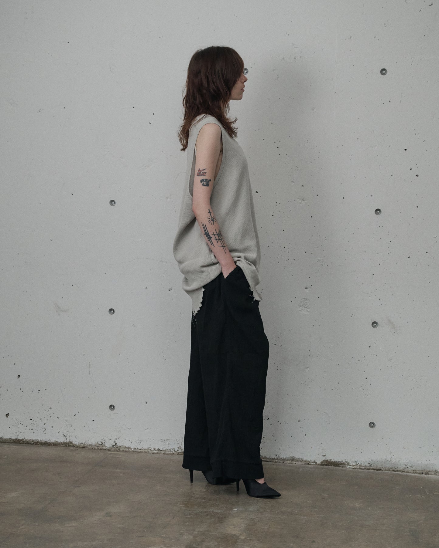 ANCELLM　BELTED CREPE TUCK SLACKS