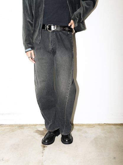 3D CUTTING DENIM PANTS
