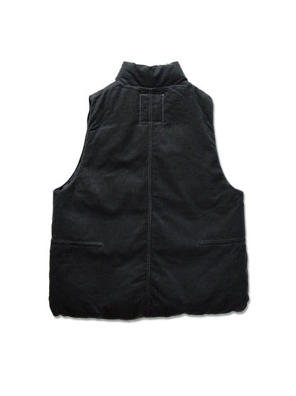 INNAT　GARMENT DYED DOWN VEST