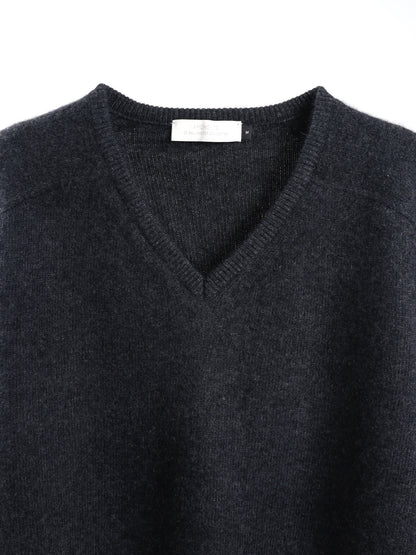 RACOON V-NECK KNIT