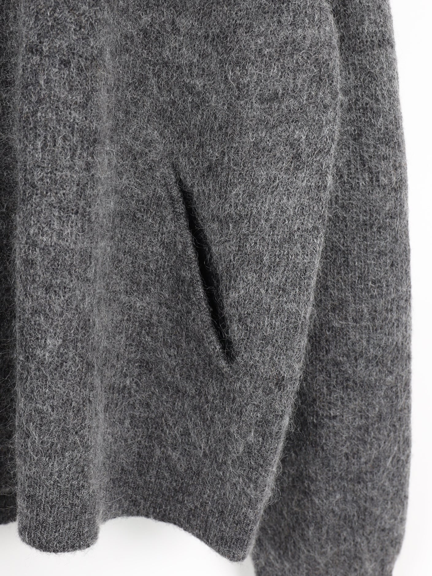 ESSENCE MOHAIR MIXED KNIT TOP