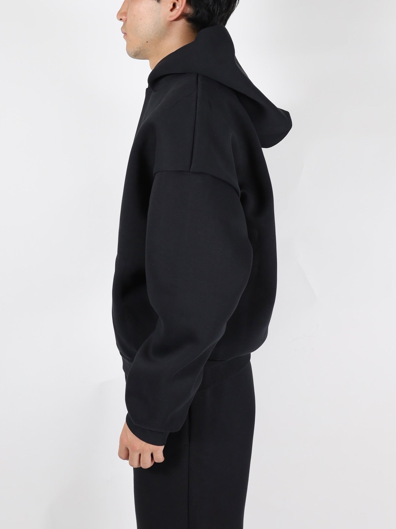 V2 HOODIE