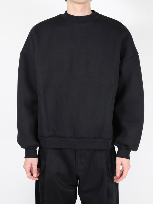 V2 CREWNECK