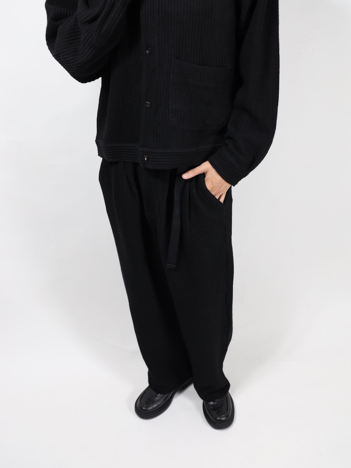 WOOLCORD BELTLESS SLACKS