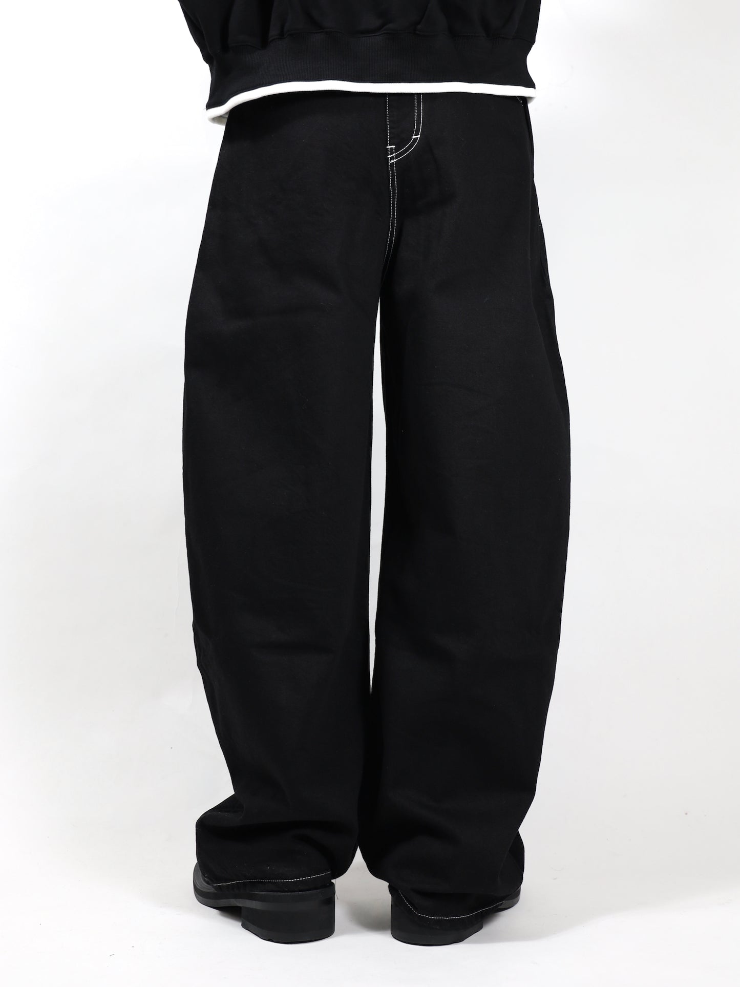 BASICKS　Back / Front Barrel Denim