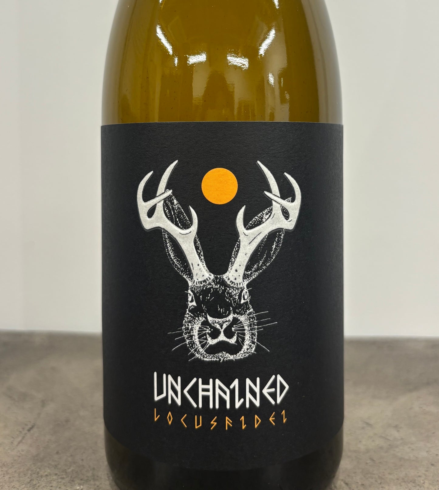 Unchained weiss NV(白)