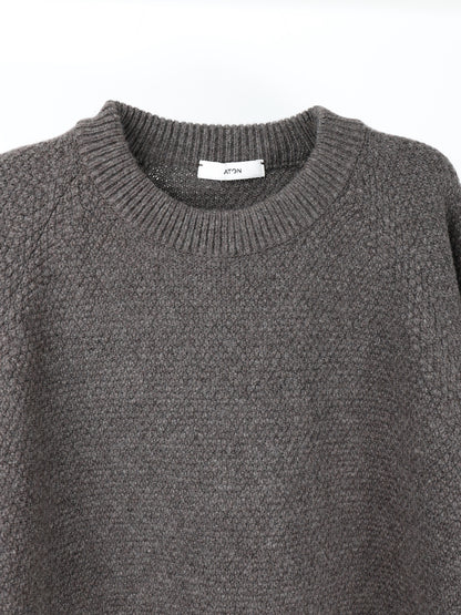 LAMBS WOOL CREWNECK SWEATER