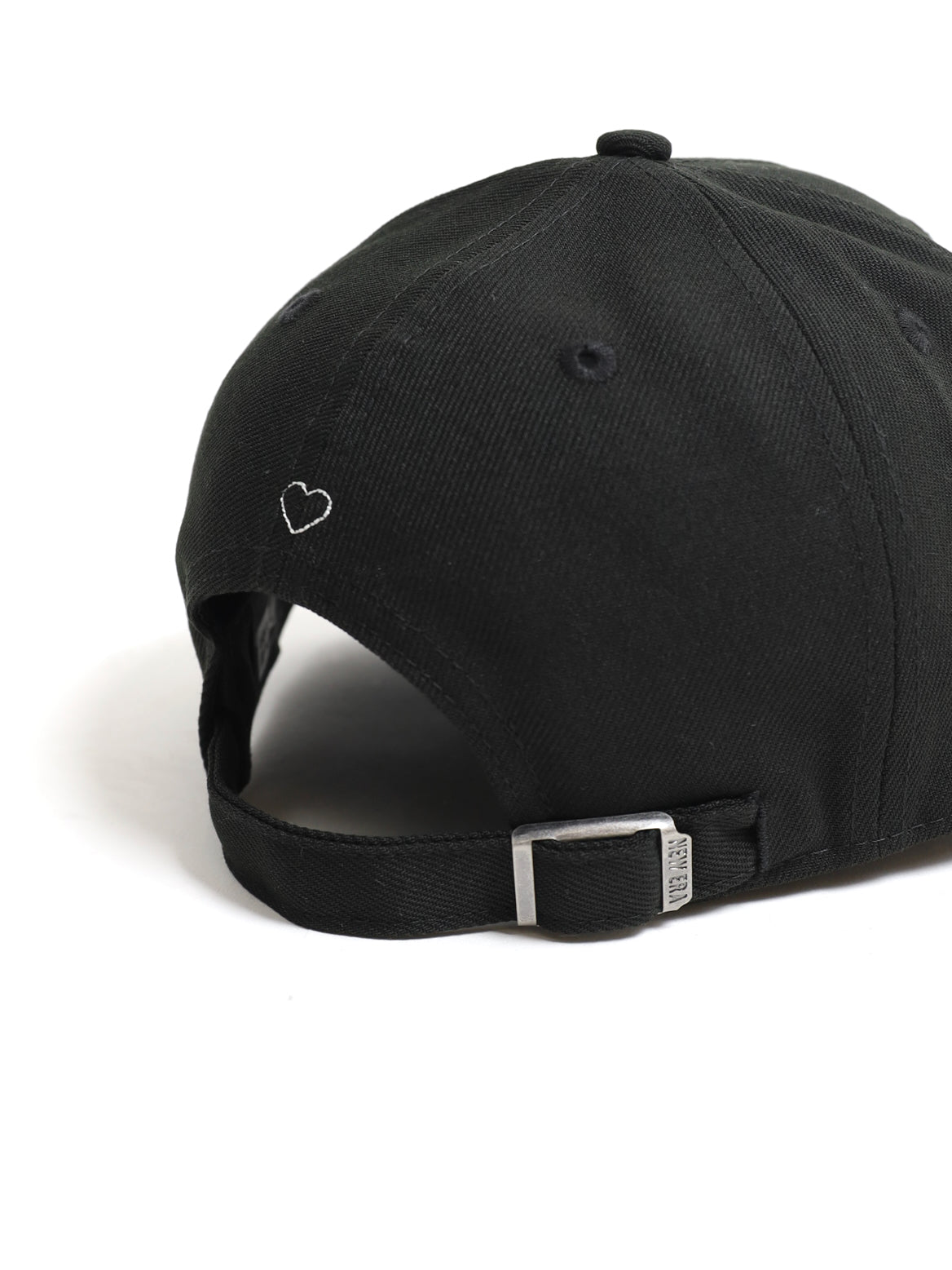 BASICKS x Newera White Sox Cap – KIKUNOBU
