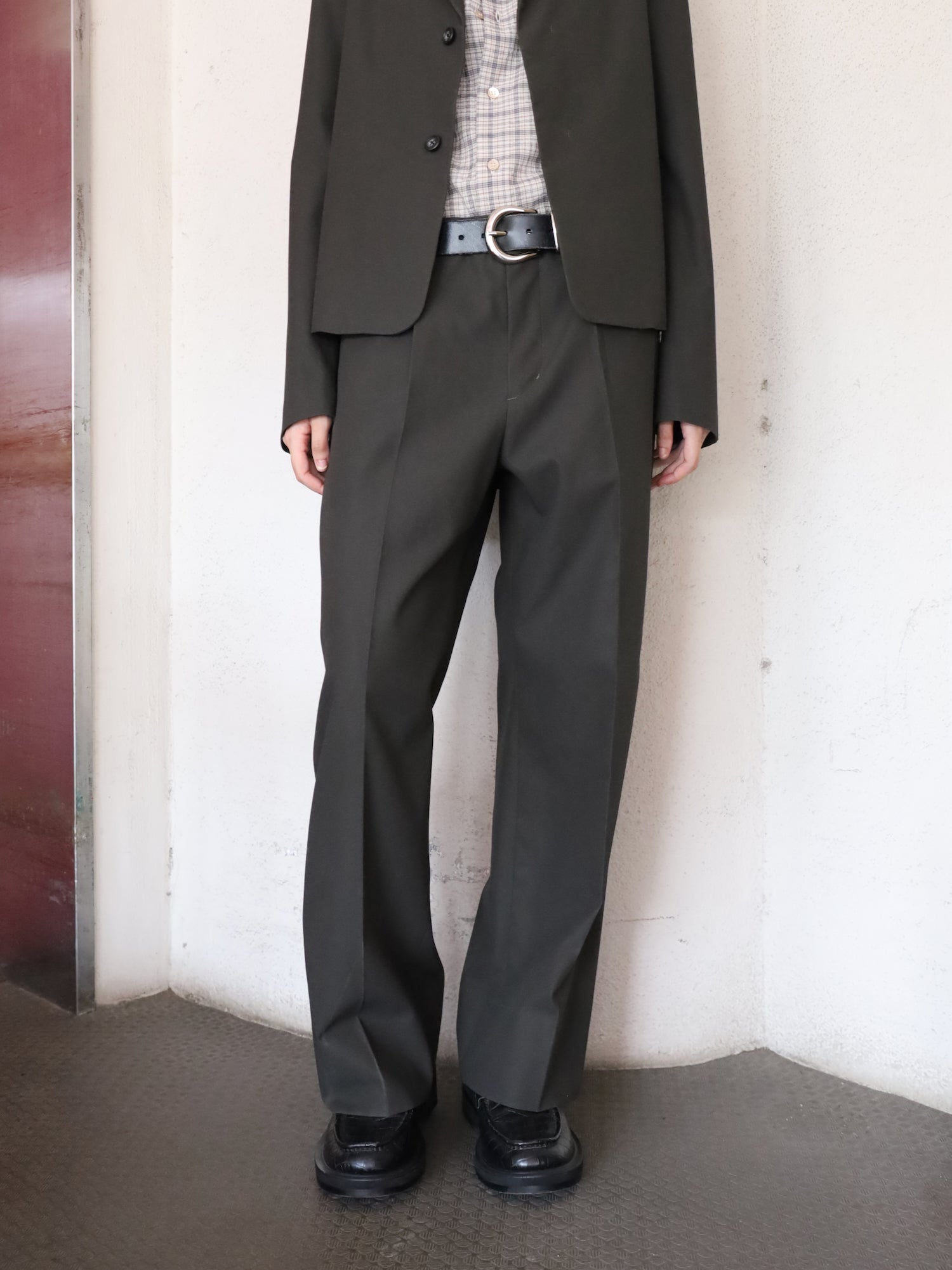 JIEDA ONE TUCK SLACKS – KIKUNOBU