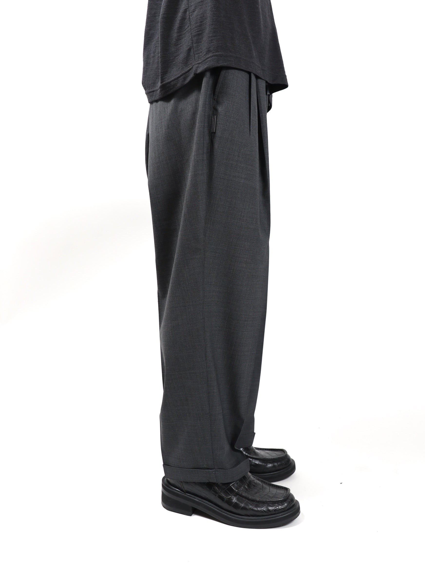 SEE SEE x S.F.C TWO TUCK WIDE PANTS (WOOL TORO) 【BLACK】　XL SEE SEE x S.F.C TWO TUCK WIDE PANTS (WOOL TORO)