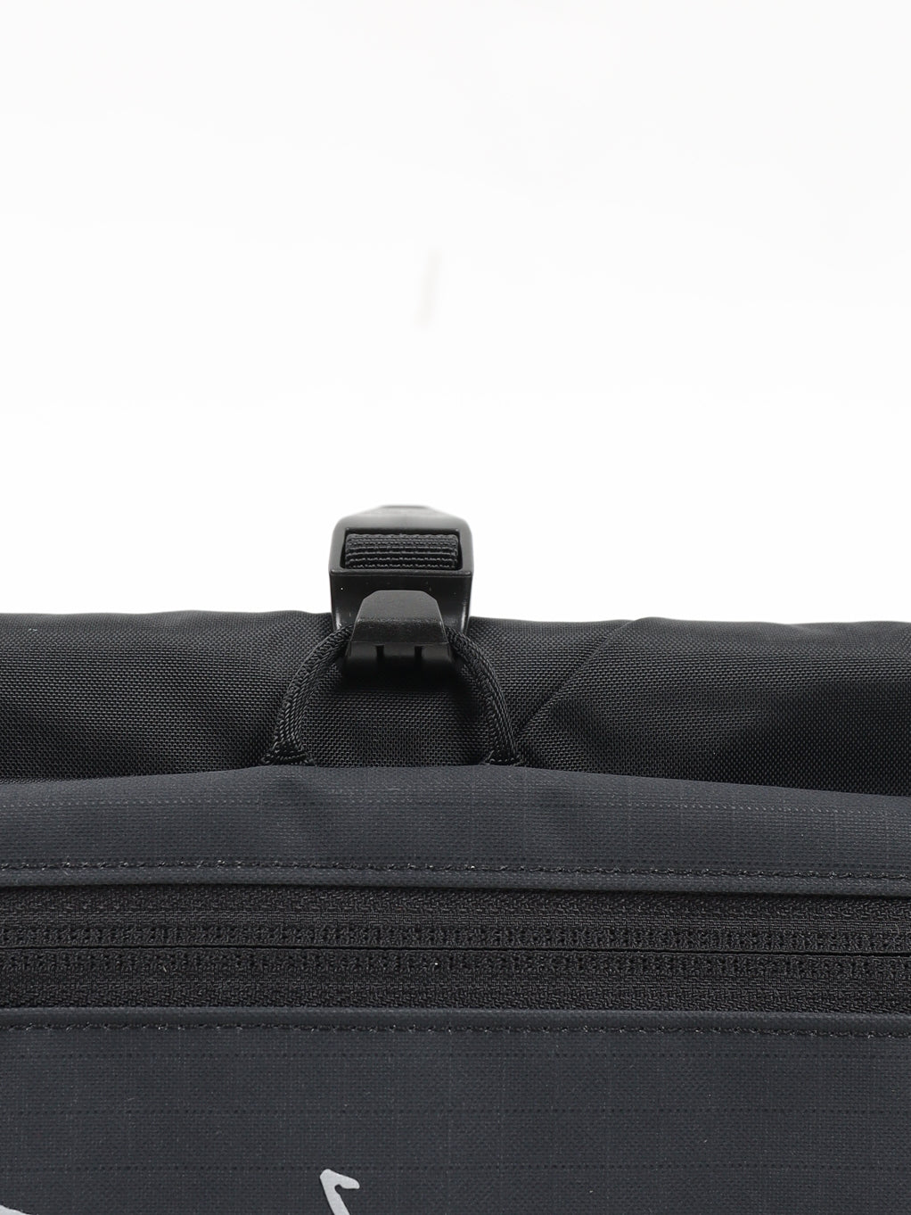 ARC'TERYX　Ion Chalk Bucket