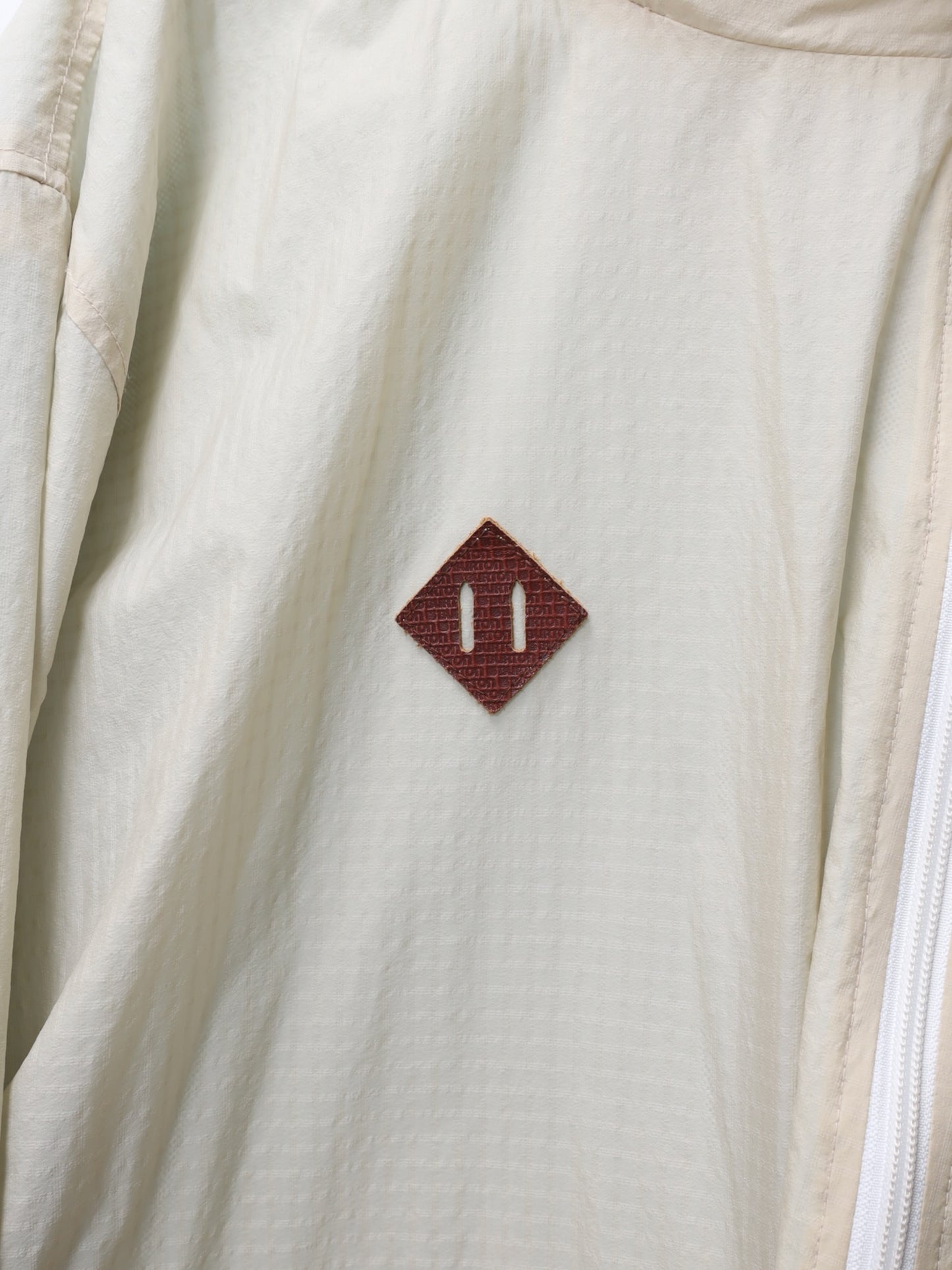 BURTON　NYLON JACKET