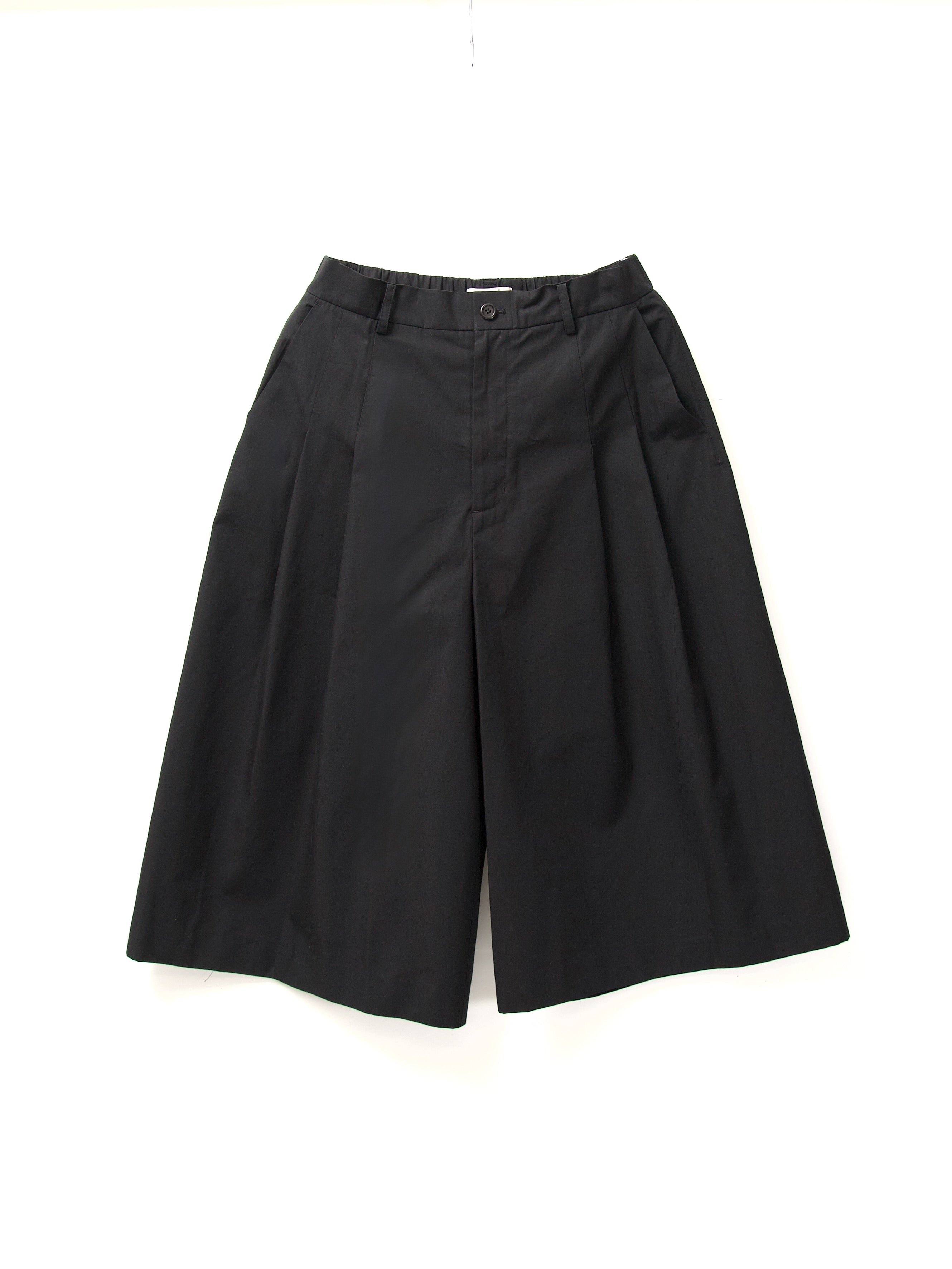 AMOMENTO WIDE BERMUDA PANTS – KIKUNOBU
