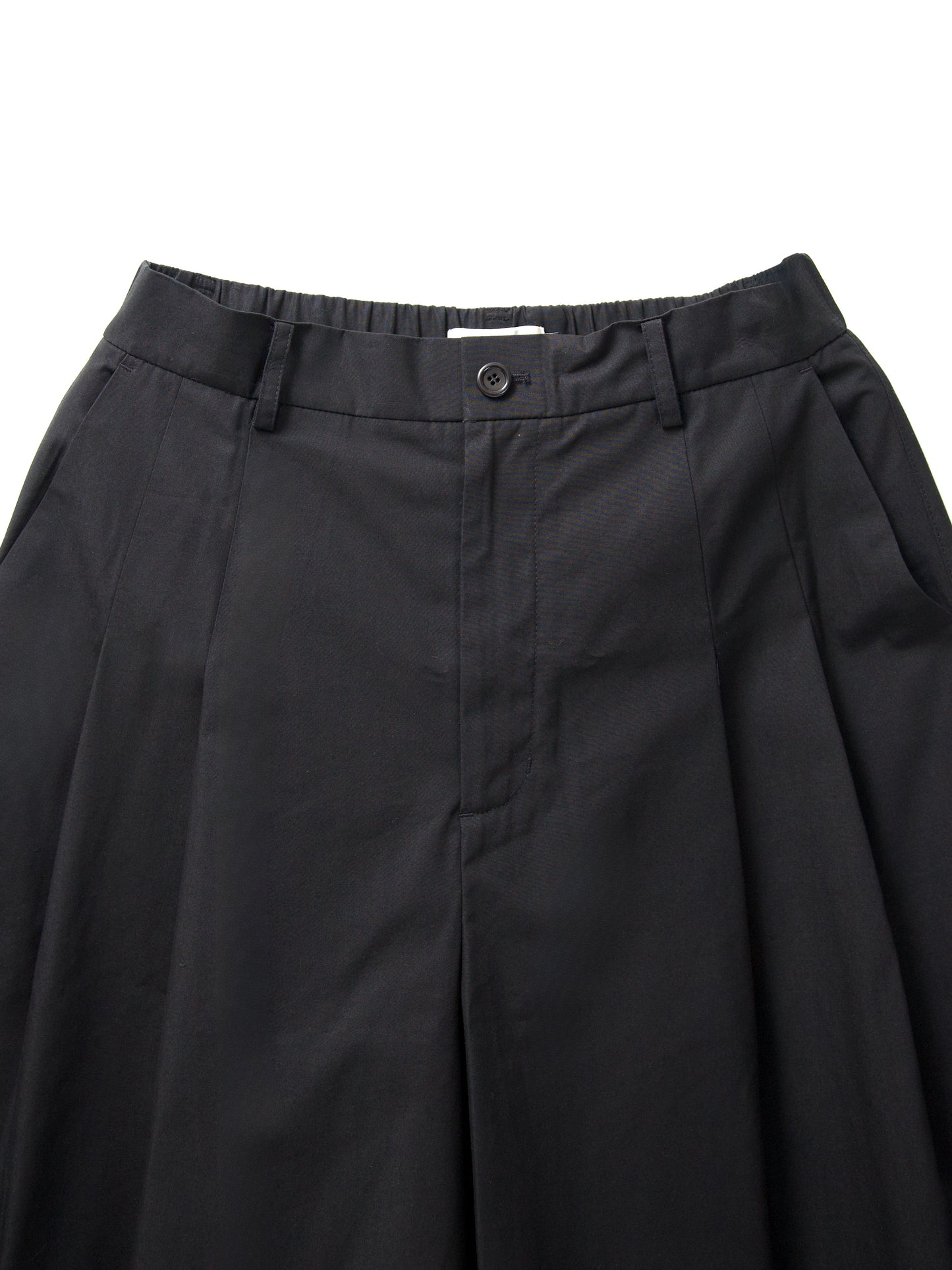 AMOMENTO　WIDE BERMUDA PANTS