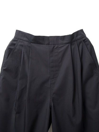 AMOMENTO　TWO TUCK WIDE SHORTS