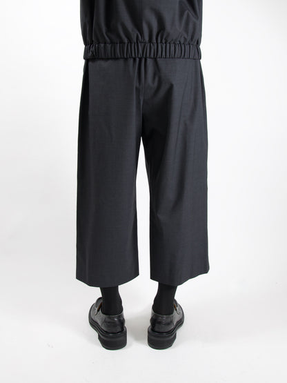 AMOMENTO　WOOL CAPRI PANTS