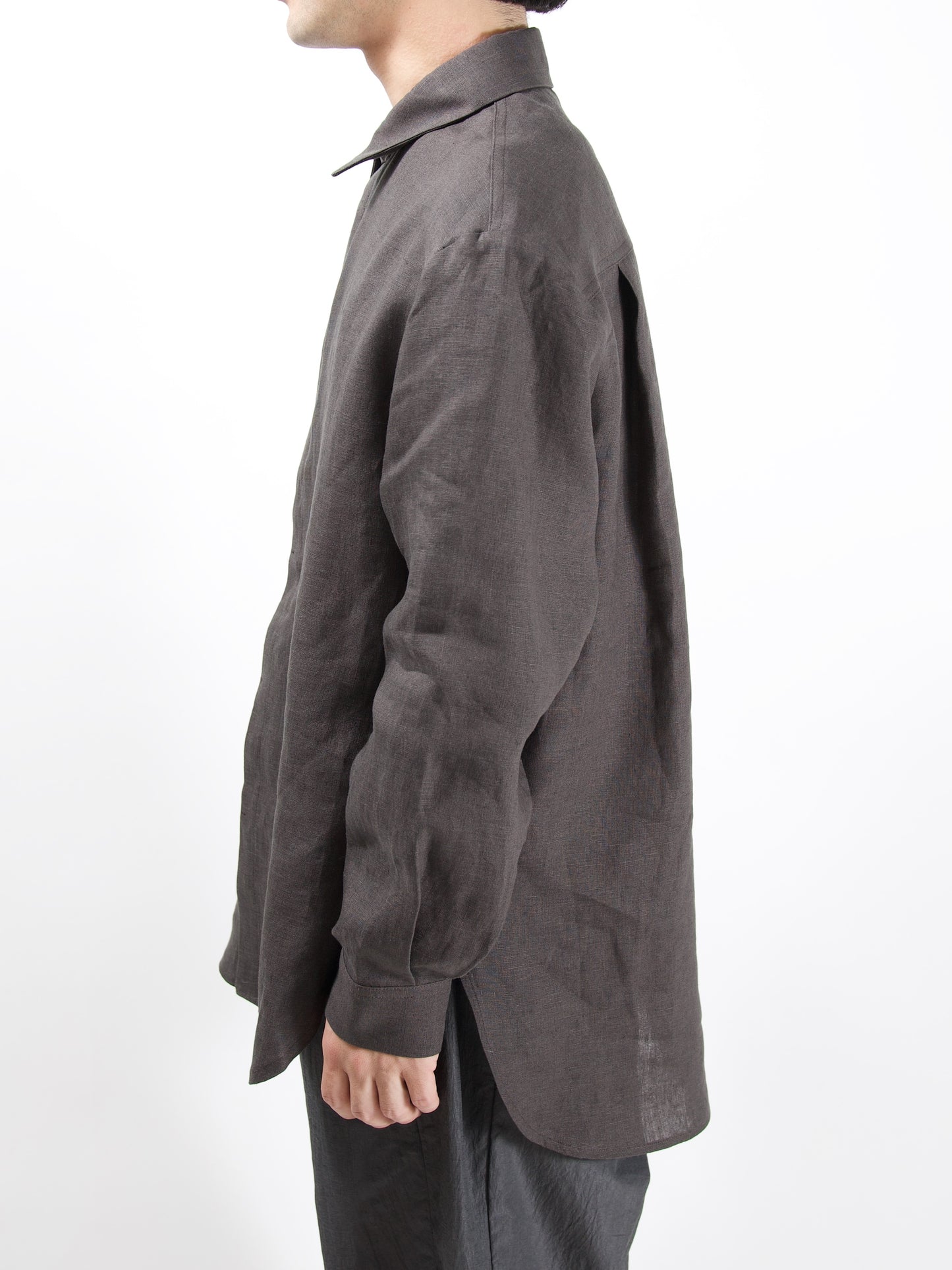AMOMENTO　LINEN OVERSIZED SHIRT