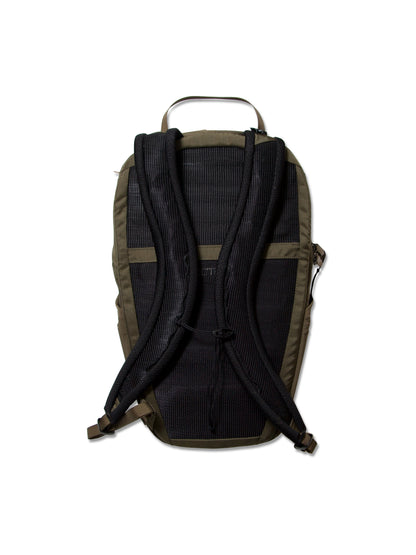 Arc'teryx　Axios 10 Backpack
