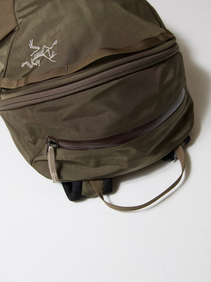Arc'teryx　Axios 10 Backpack