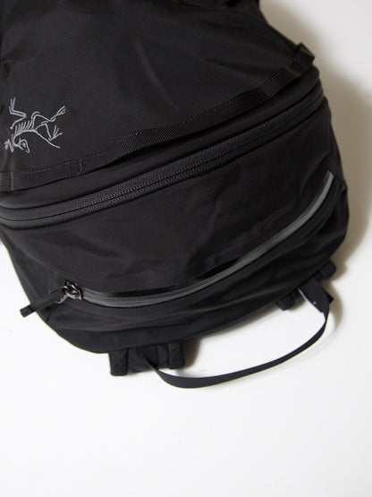 Arc'teryx　Axios 10 Backpack