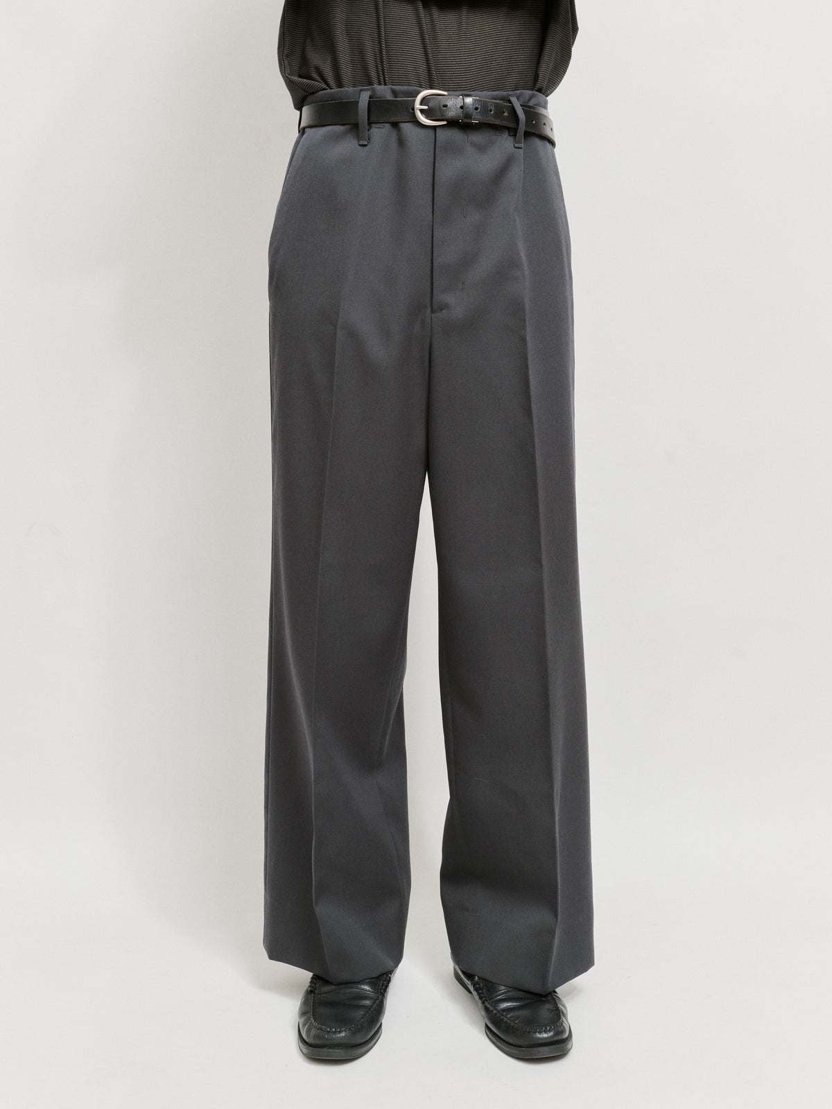 ANTHEM A　WOOL GABARDINE BELTLESS TROUSERS