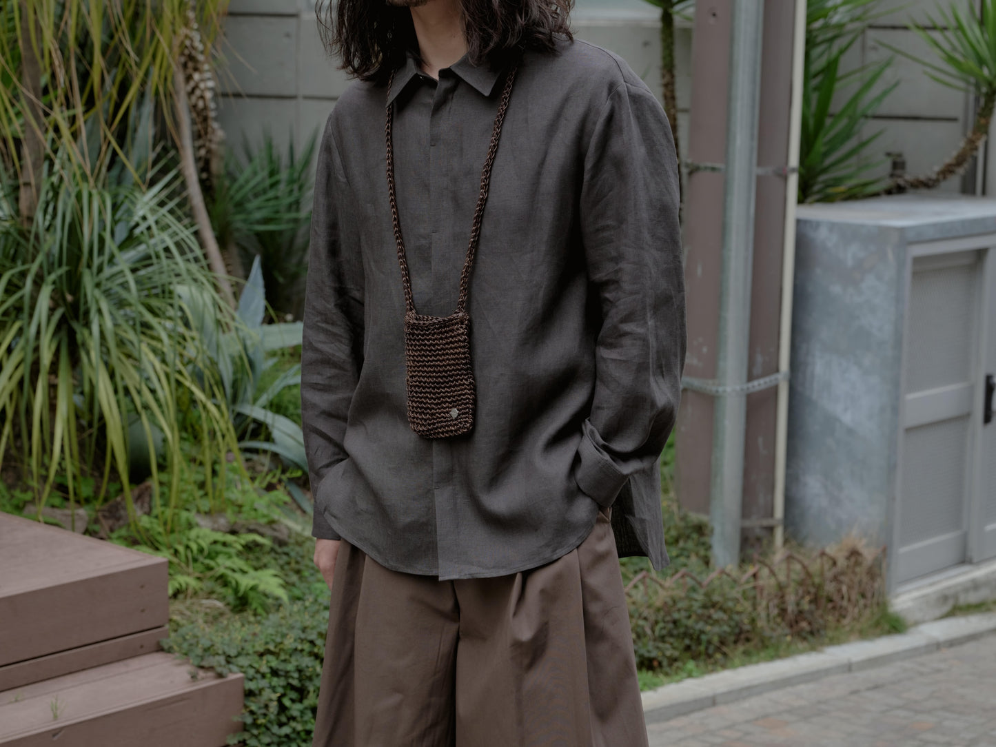 AMOMENTO　LINEN OVERSIZED SHIRT