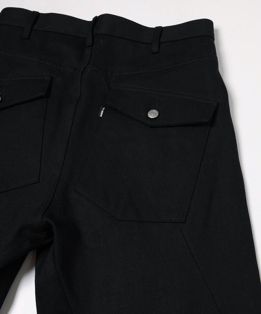 JIEDA　ENGINEERED DRAPING FLARE DENIM PANTS