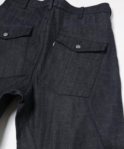 JIEDA　ENGINEERED DRAPING FLARE DENIM PANTS