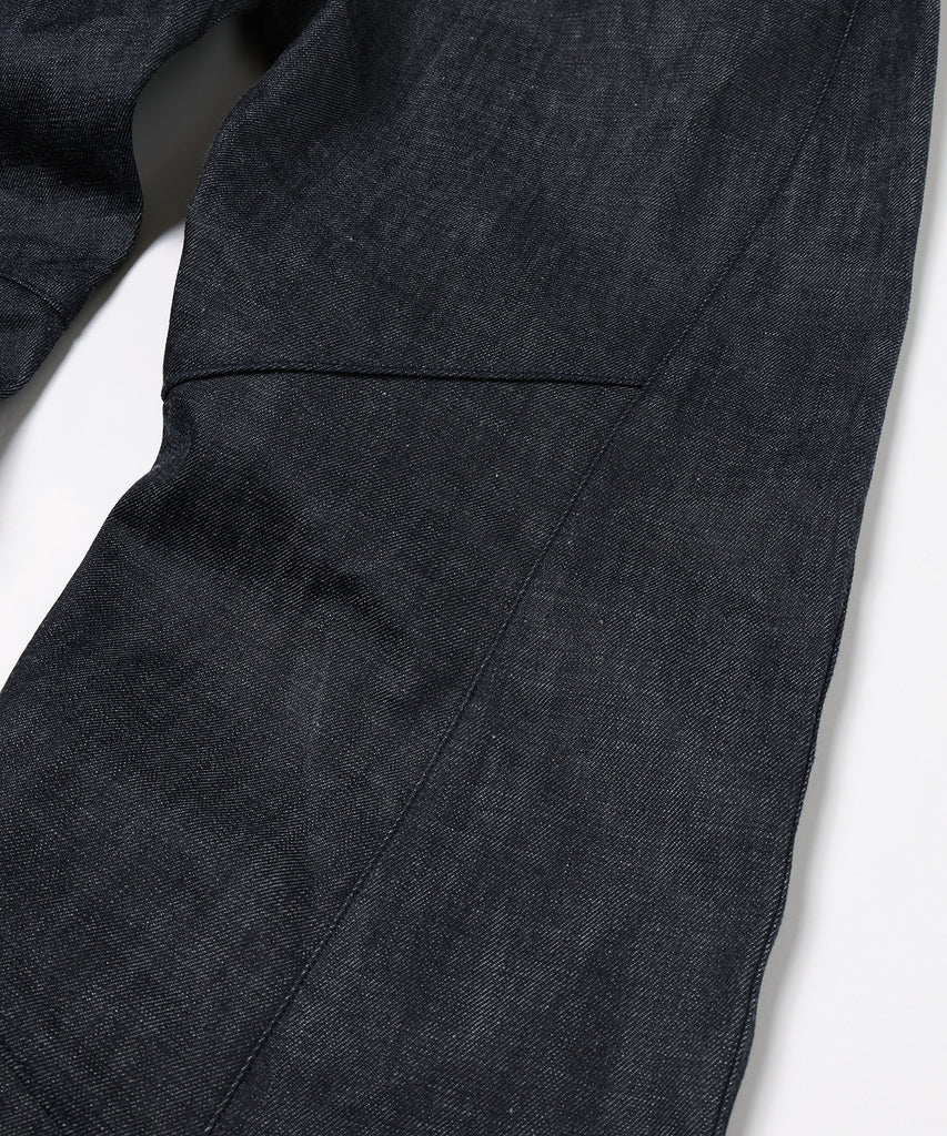 JIEDA　ENGINEERED DRAPING FLARE DENIM PANTS