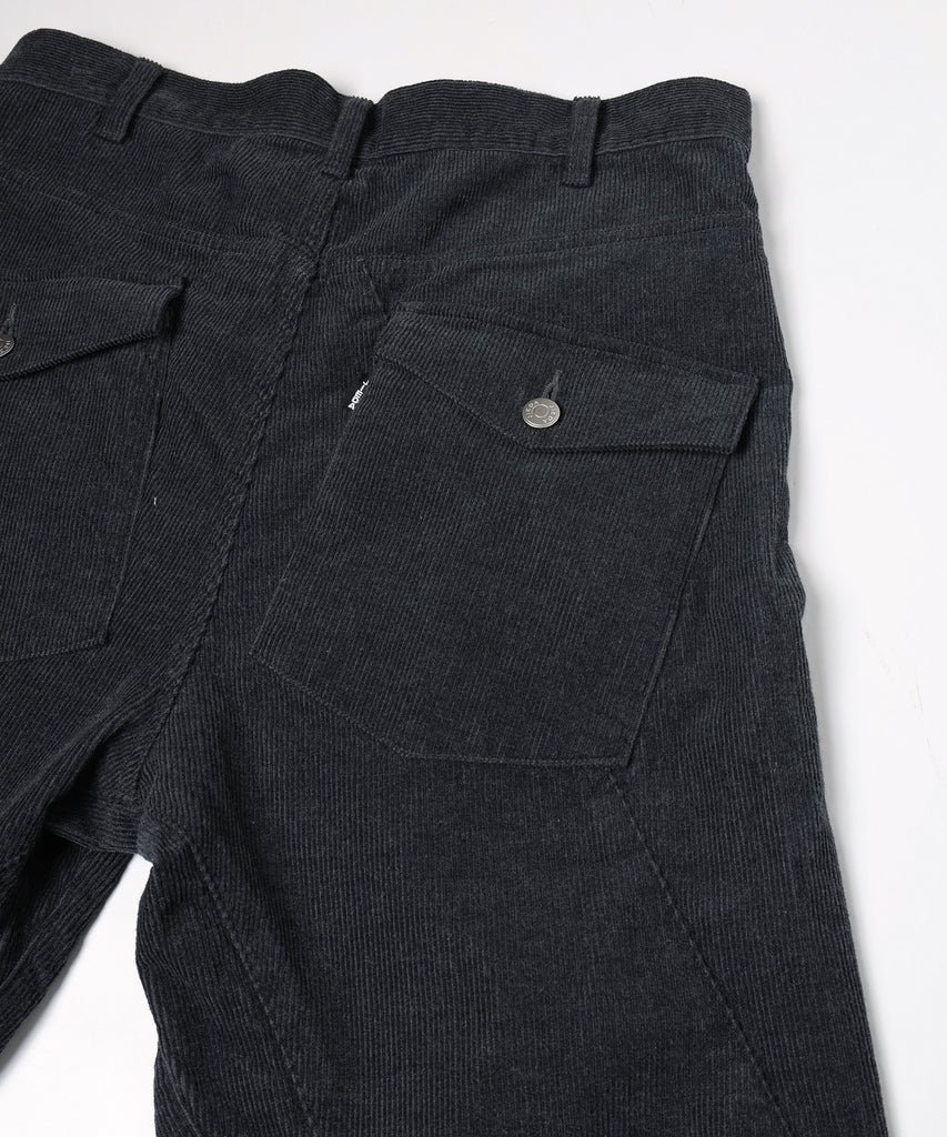 JIEDA　ENGINEERED DRAPING FLARE CORDUROY PANTS