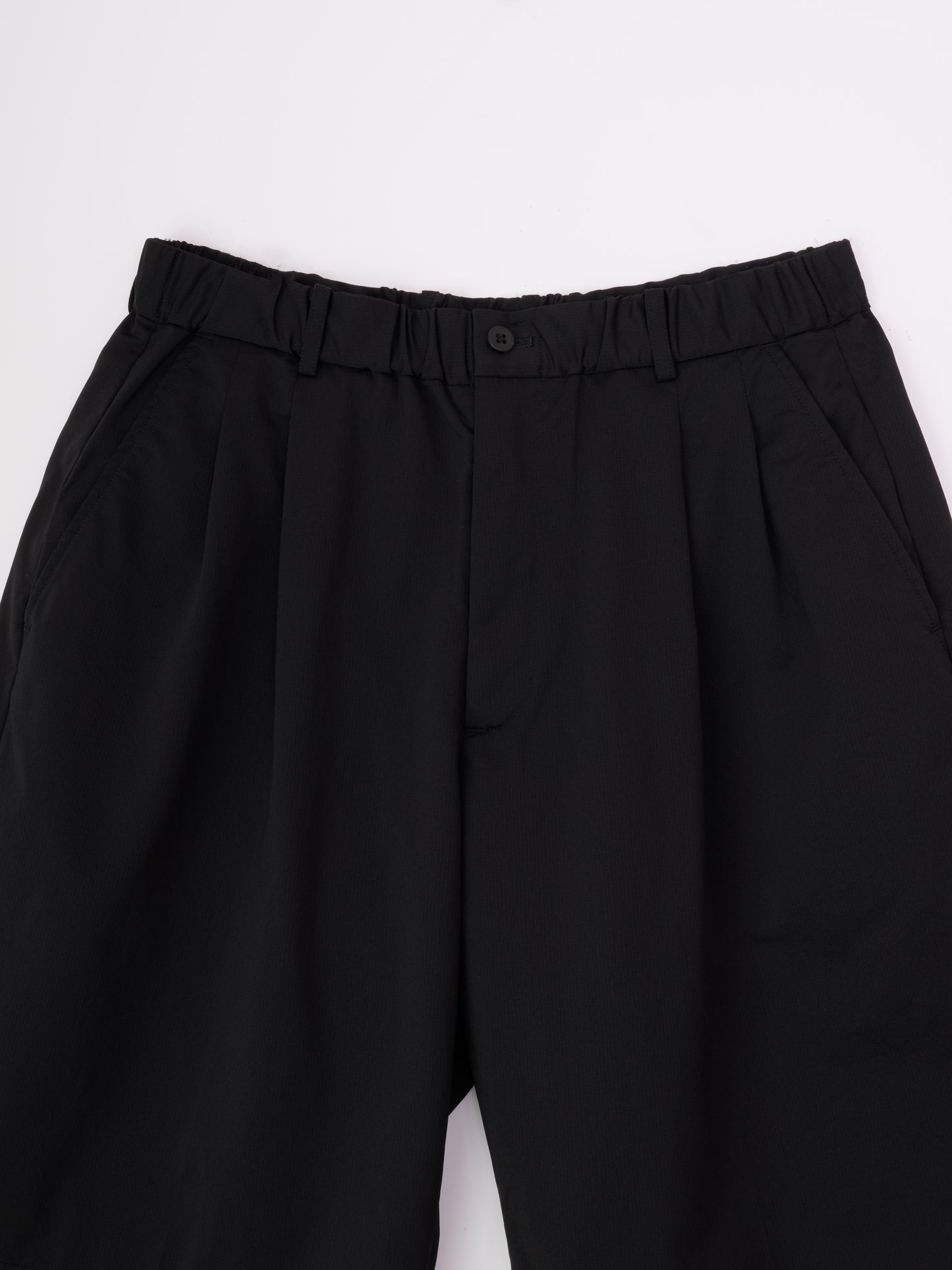 KANEMASA PHIL.　36G Nylon Tuck Easy Shorts