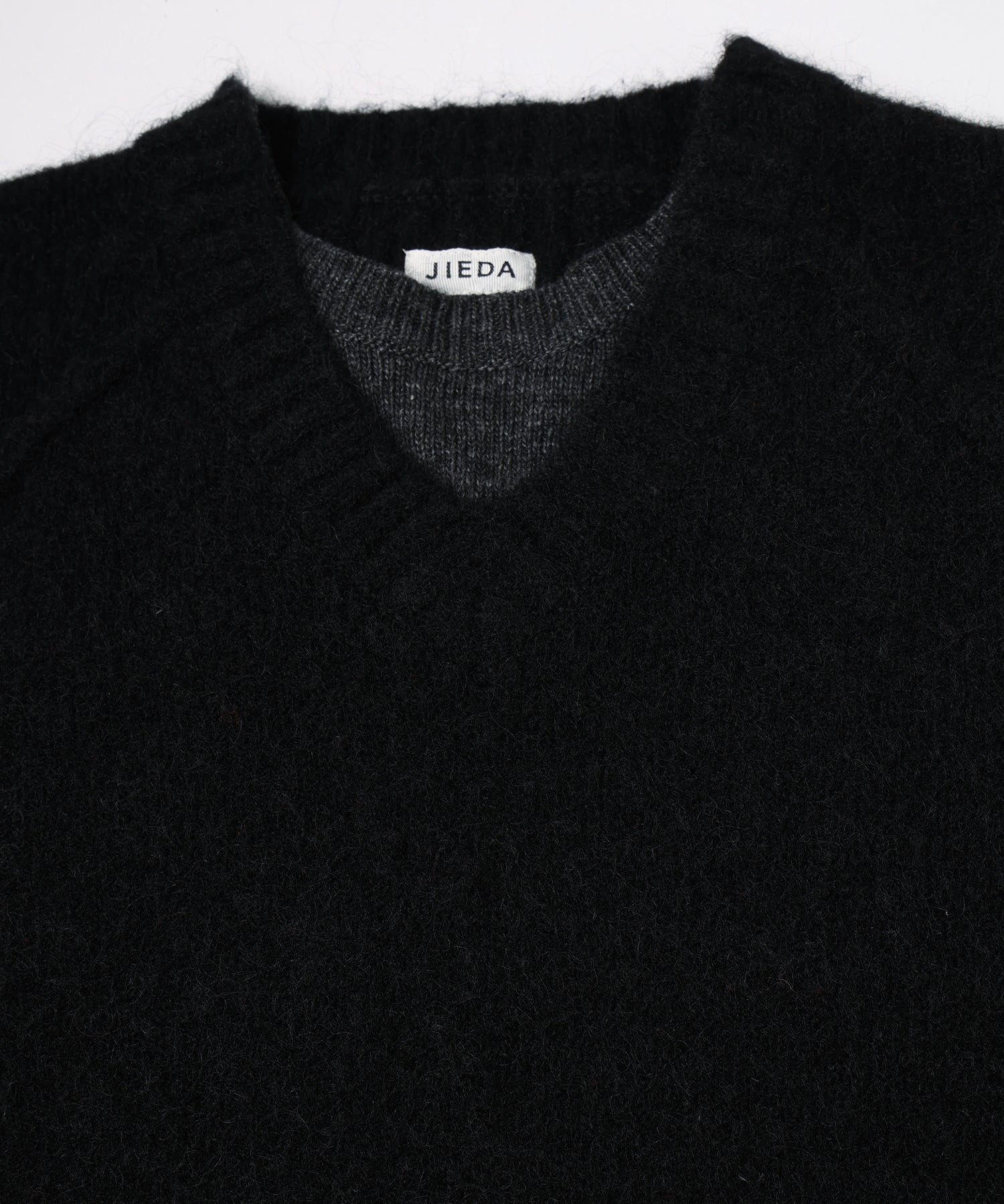 JIEDA LAYERED MOHAIR V-NECK SWEATER – KIKUNOBU
